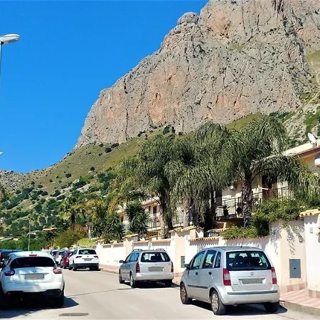 Ciuri Ri Zagara Bed & Breakfast