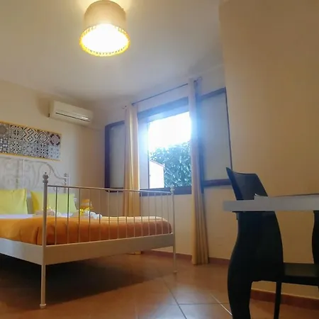 Ciuri Ri Zagara Bed & Breakfast *