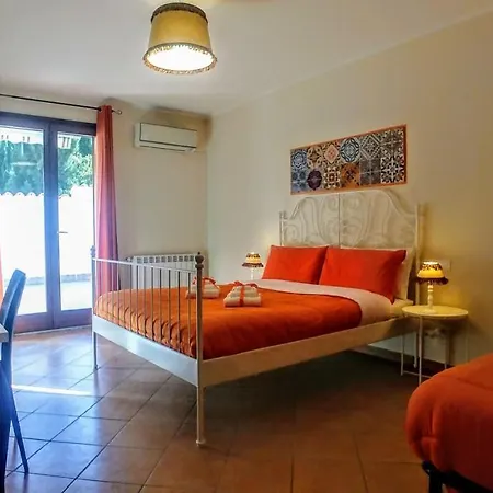 Ciuri Ri Zagara Bed & Breakfast *